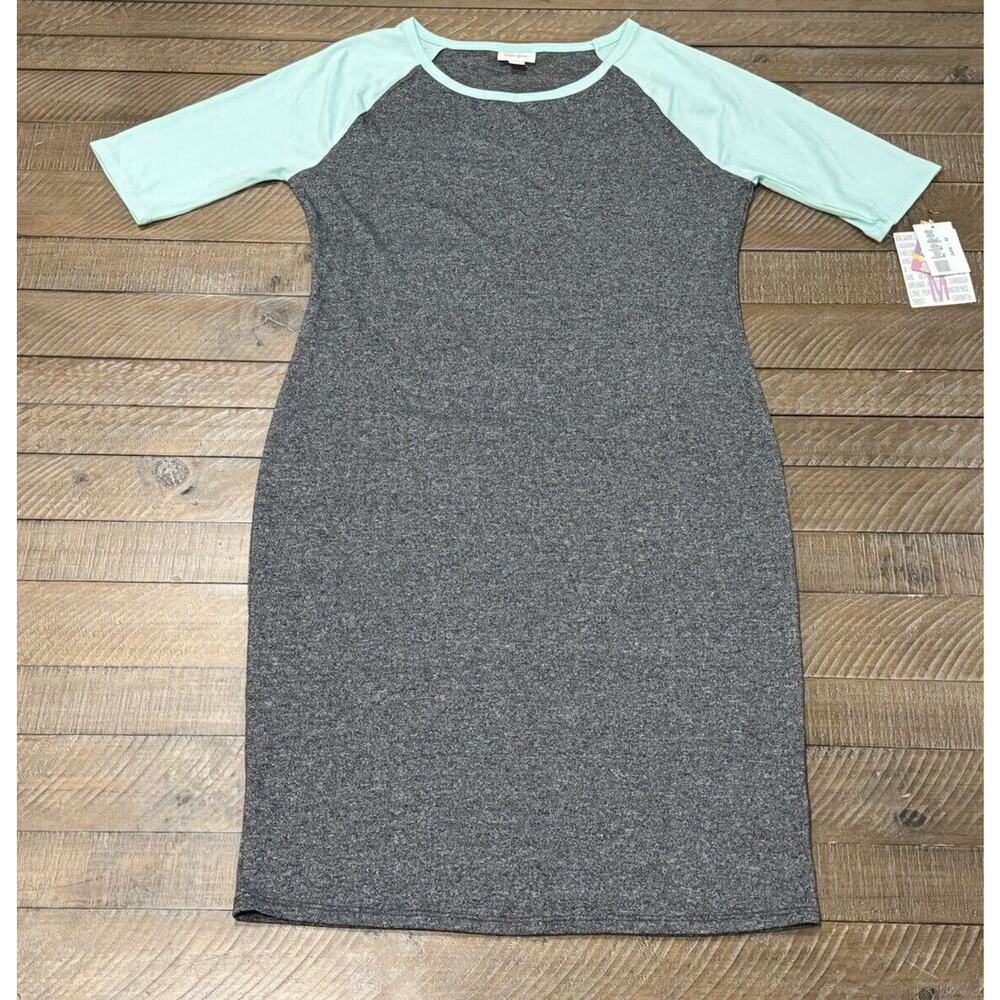 LuLaroe Julia Grey & Mint Green Short Ranglan Sleeve Dress - Women's Size M